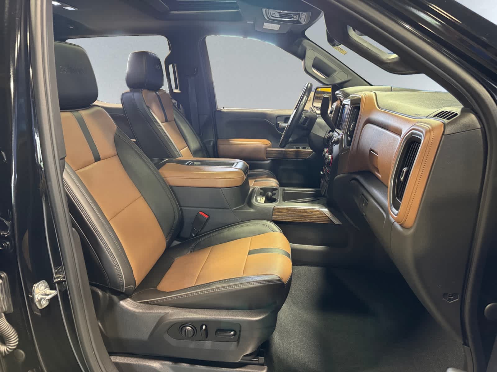 used 2019 Chevrolet Silverado 1500 car, priced at $38,788