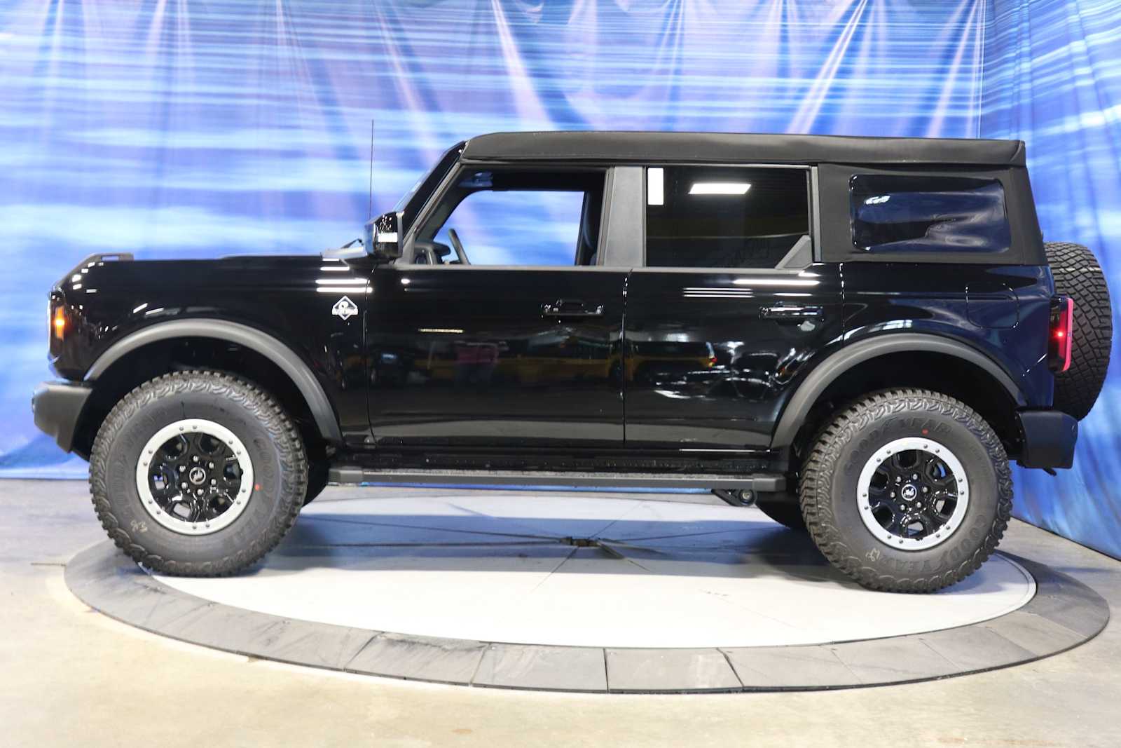 new 2024 Ford Bronco car, priced at $59,680