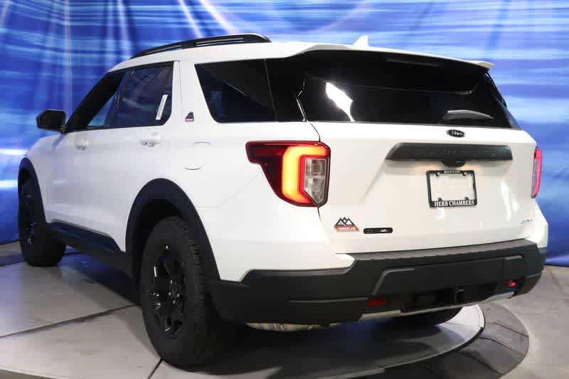 new 2024 Ford Explorer car, priced at $52,097