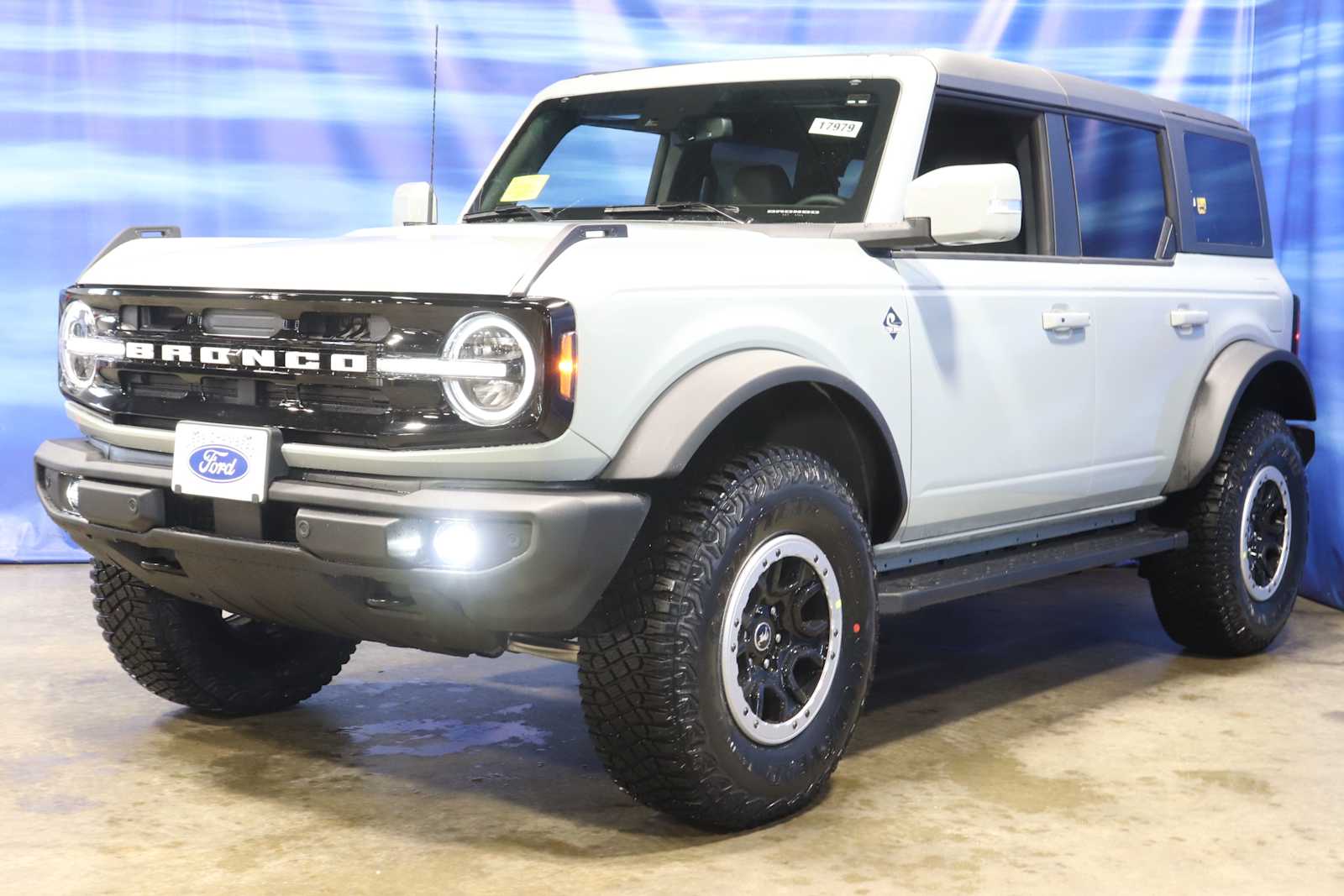 new 2024 Ford Bronco car, priced at $59,870