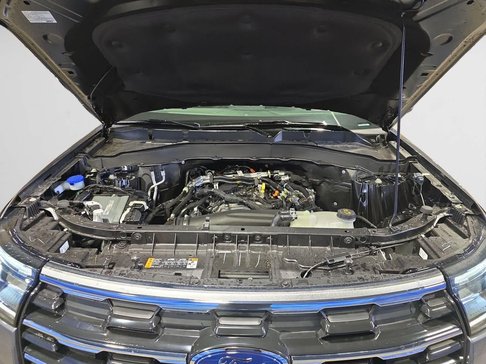 new 2025 Ford Explorer car, priced at $44,850