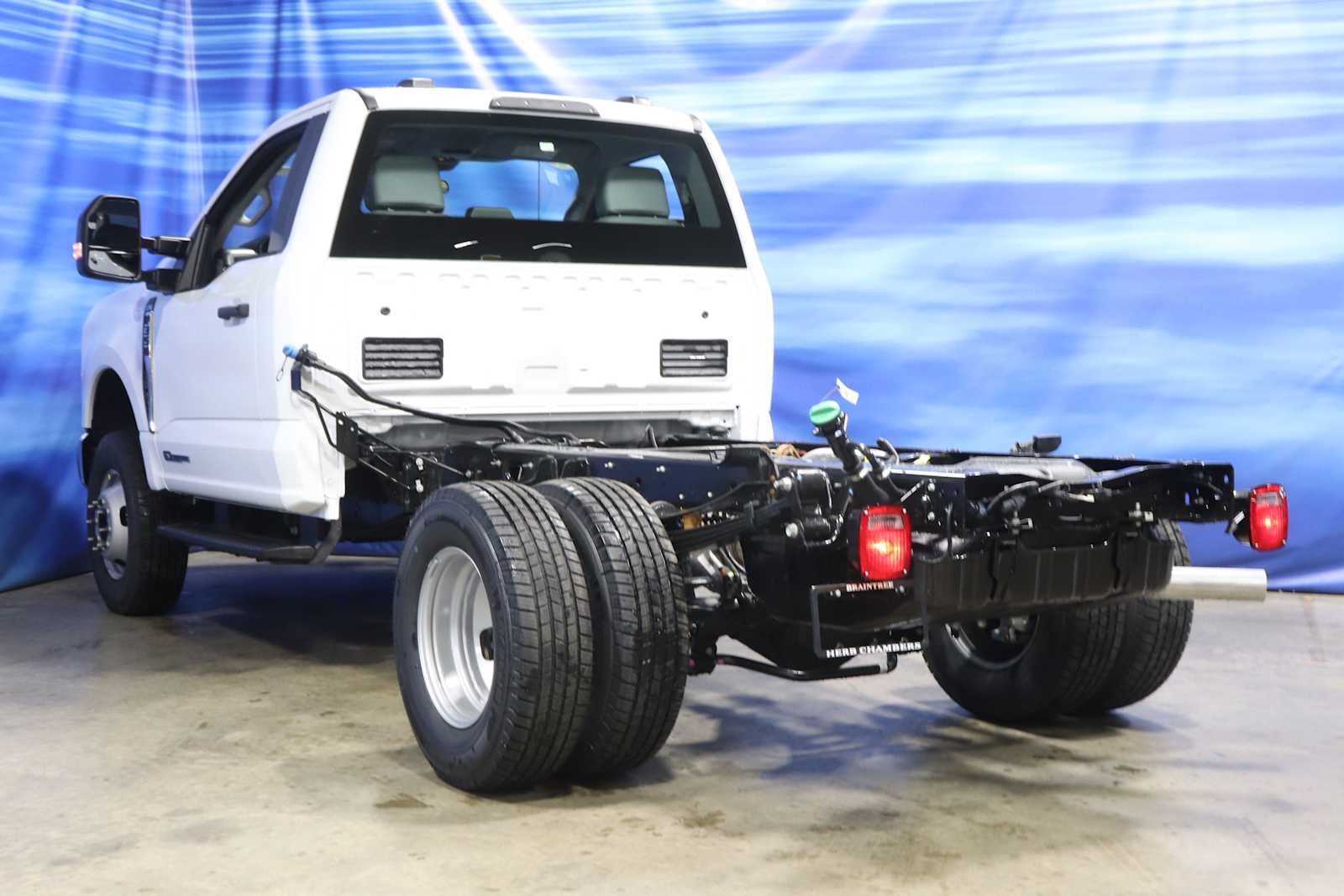 new 2024 Ford Super Duty F-350 DRW car, priced at $63,104