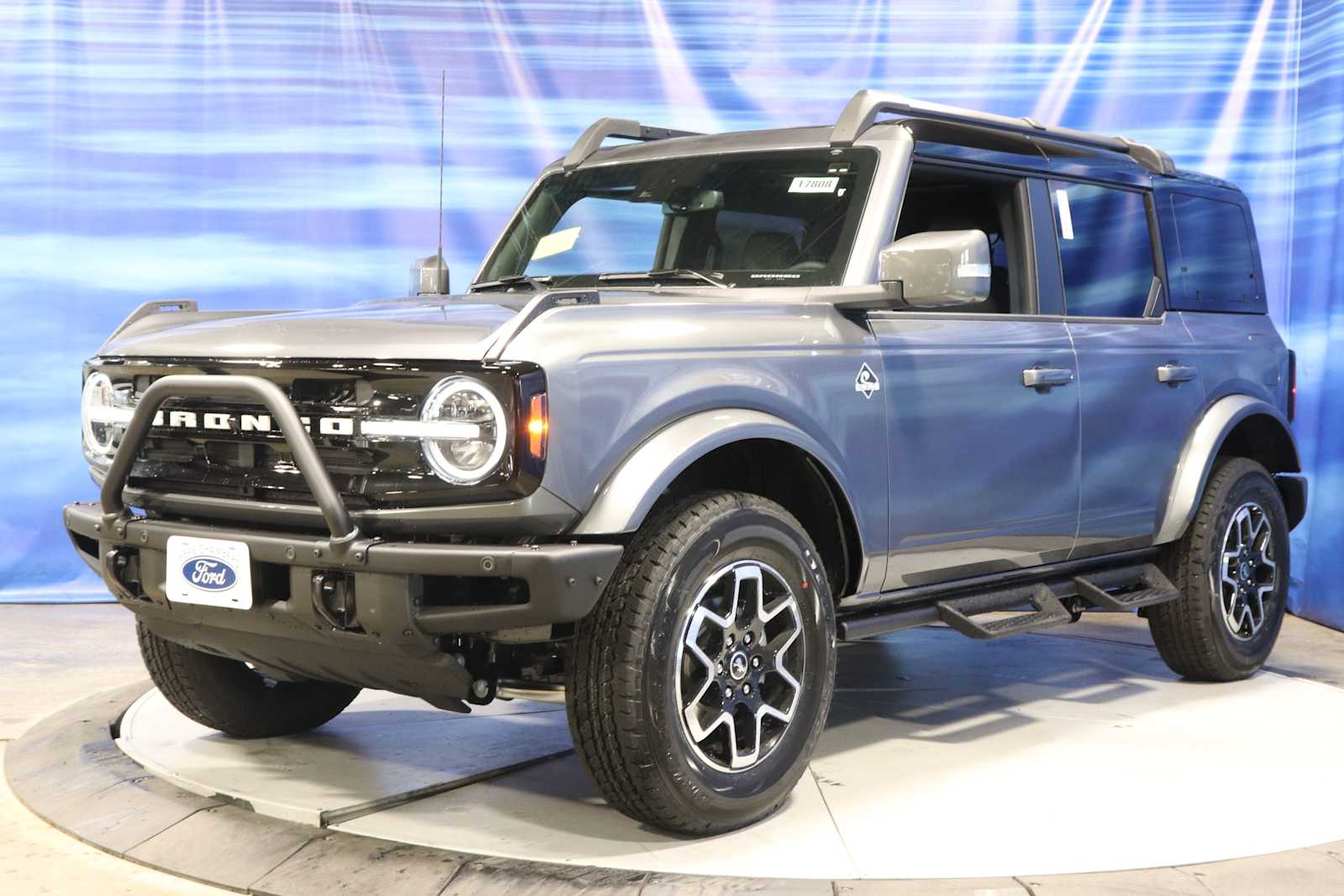 new 2024 Ford Bronco car, priced at $55,643