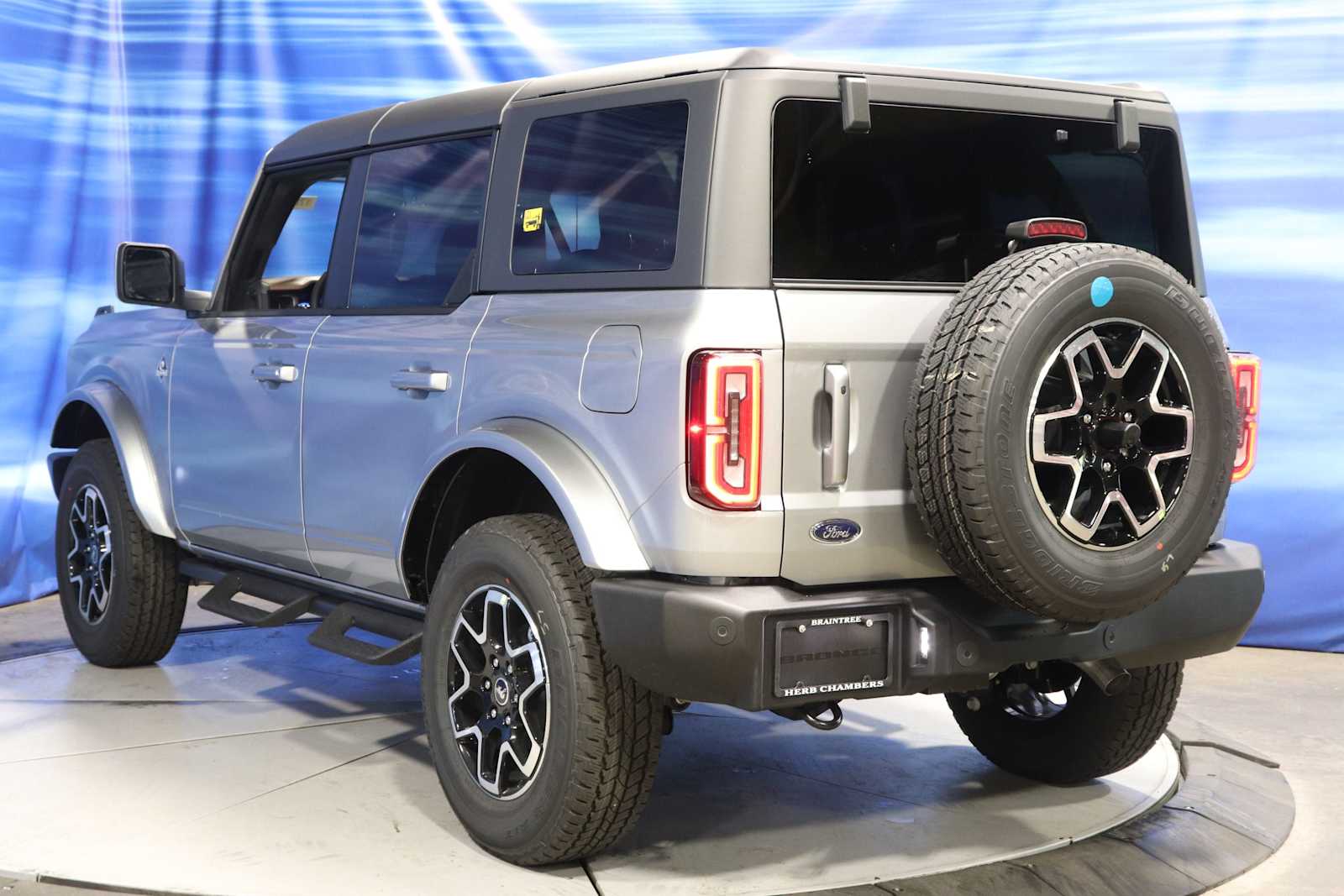 new 2024 Ford Bronco car, priced at $50,919