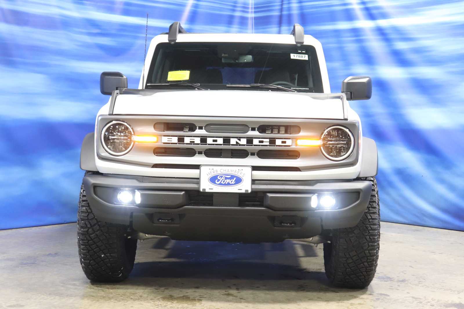 new 2024 Ford Bronco car, priced at $51,736