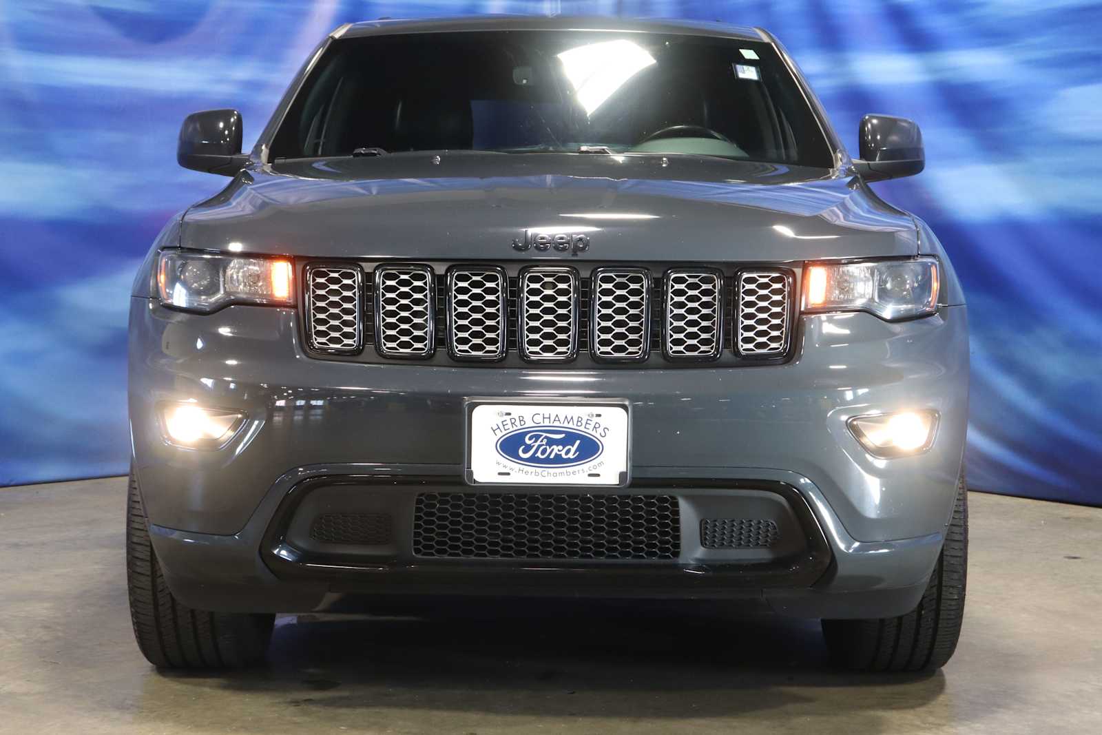 used 2018 Jeep Grand Cherokee car, priced at $17,998