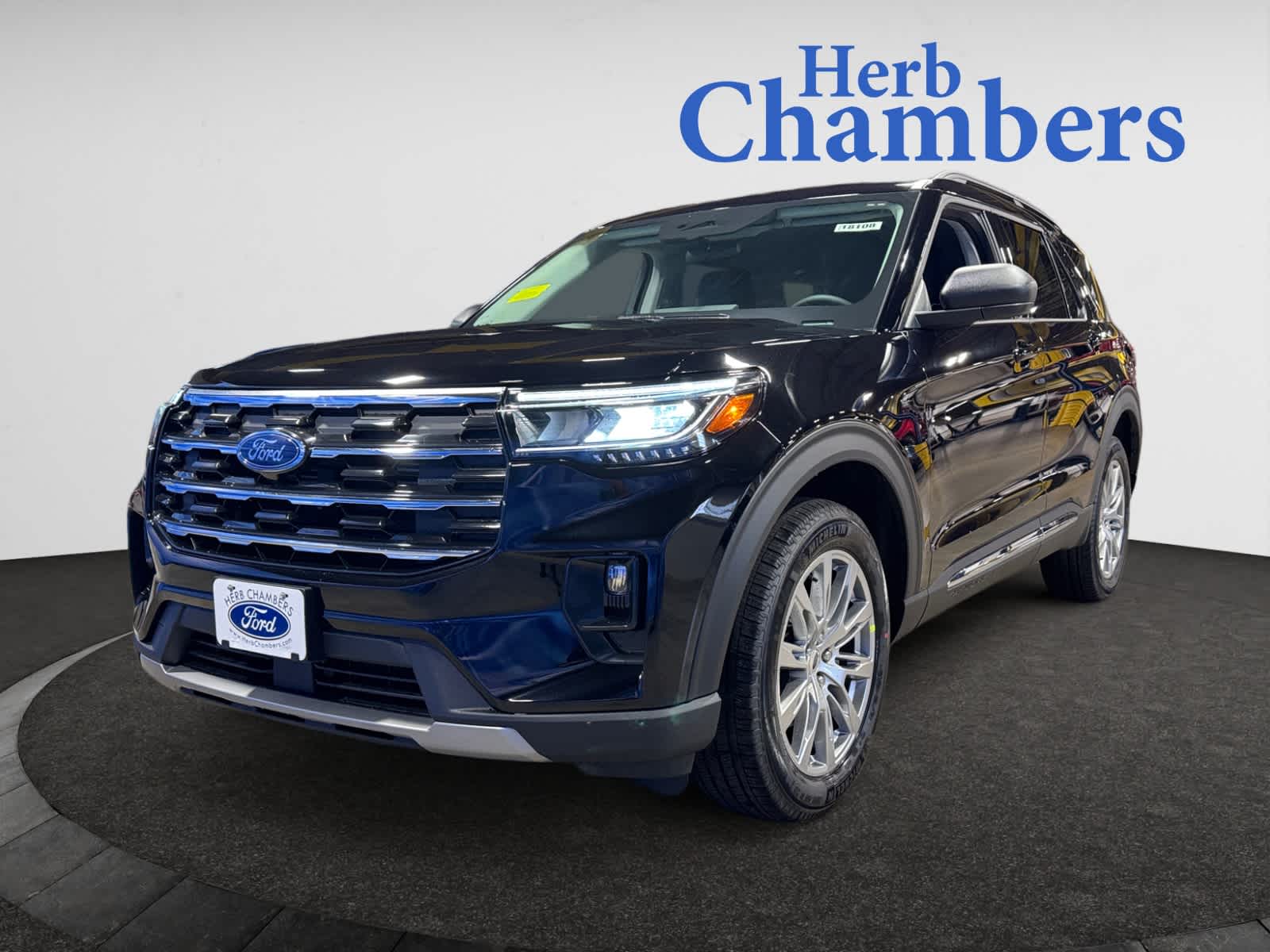 new 2025 Ford Explorer car, priced at $44,691