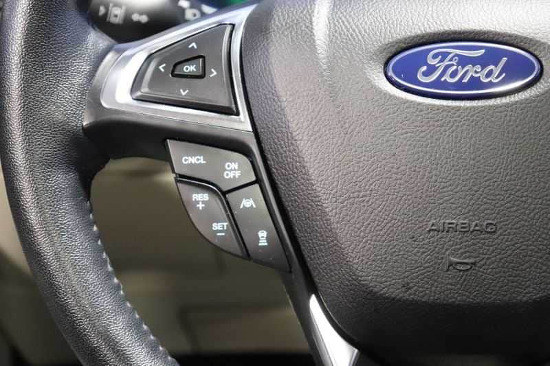 used 2021 Ford Edge car, priced at $30,998