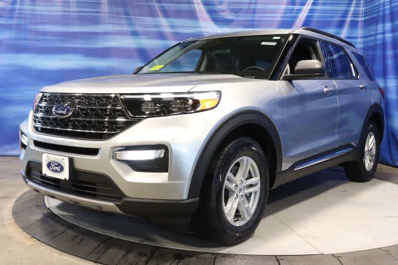 new 2024 Ford Explorer car, priced at $43,646