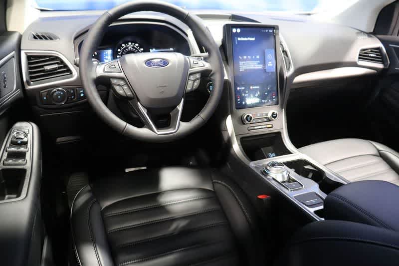 new 2024 Ford Edge car, priced at $43,679