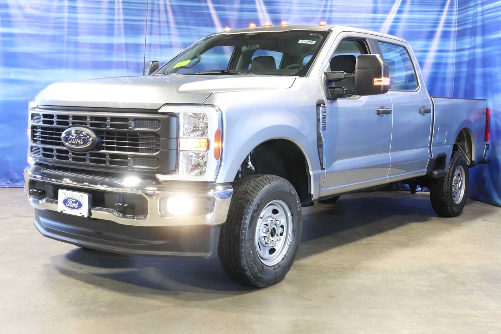 new 2024 Ford Super Duty F-250 SRW car, priced at $52,123