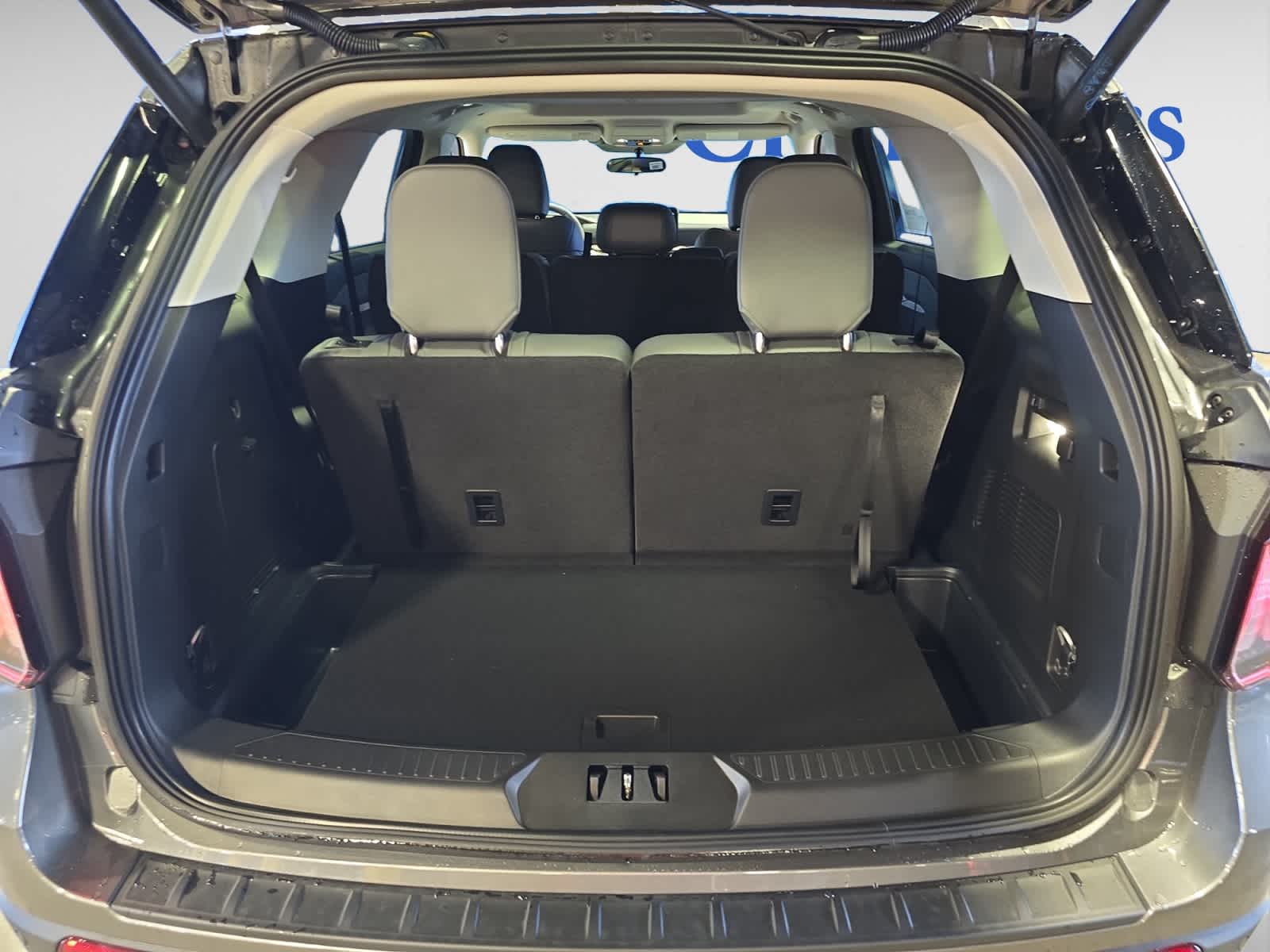 new 2025 Ford Explorer car, priced at $46,224