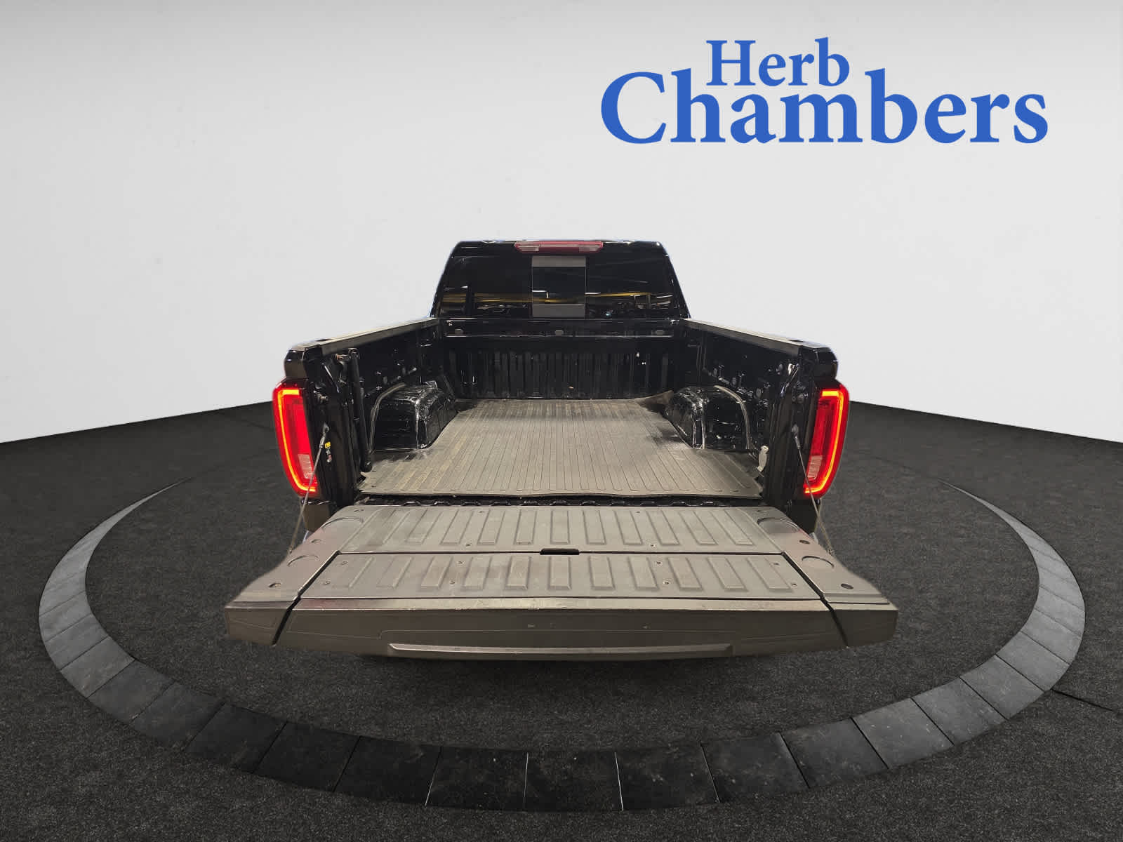 used 2019 GMC Sierra 1500 car, priced at $35,788