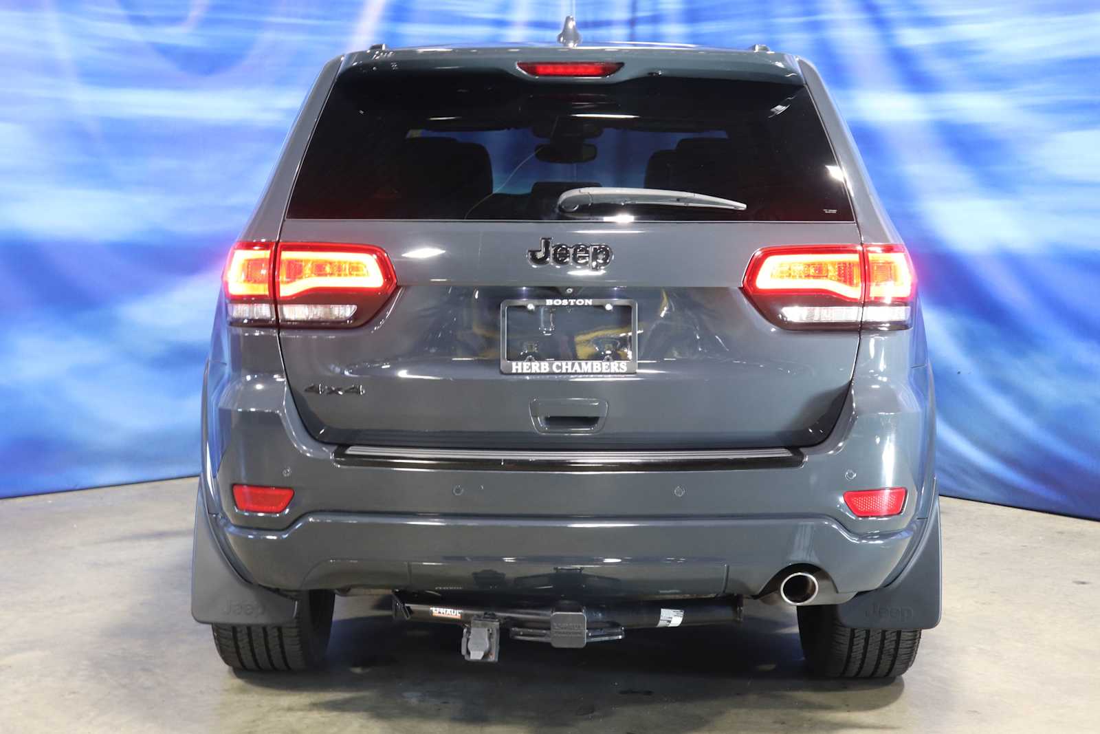 used 2018 Jeep Grand Cherokee car, priced at $17,998