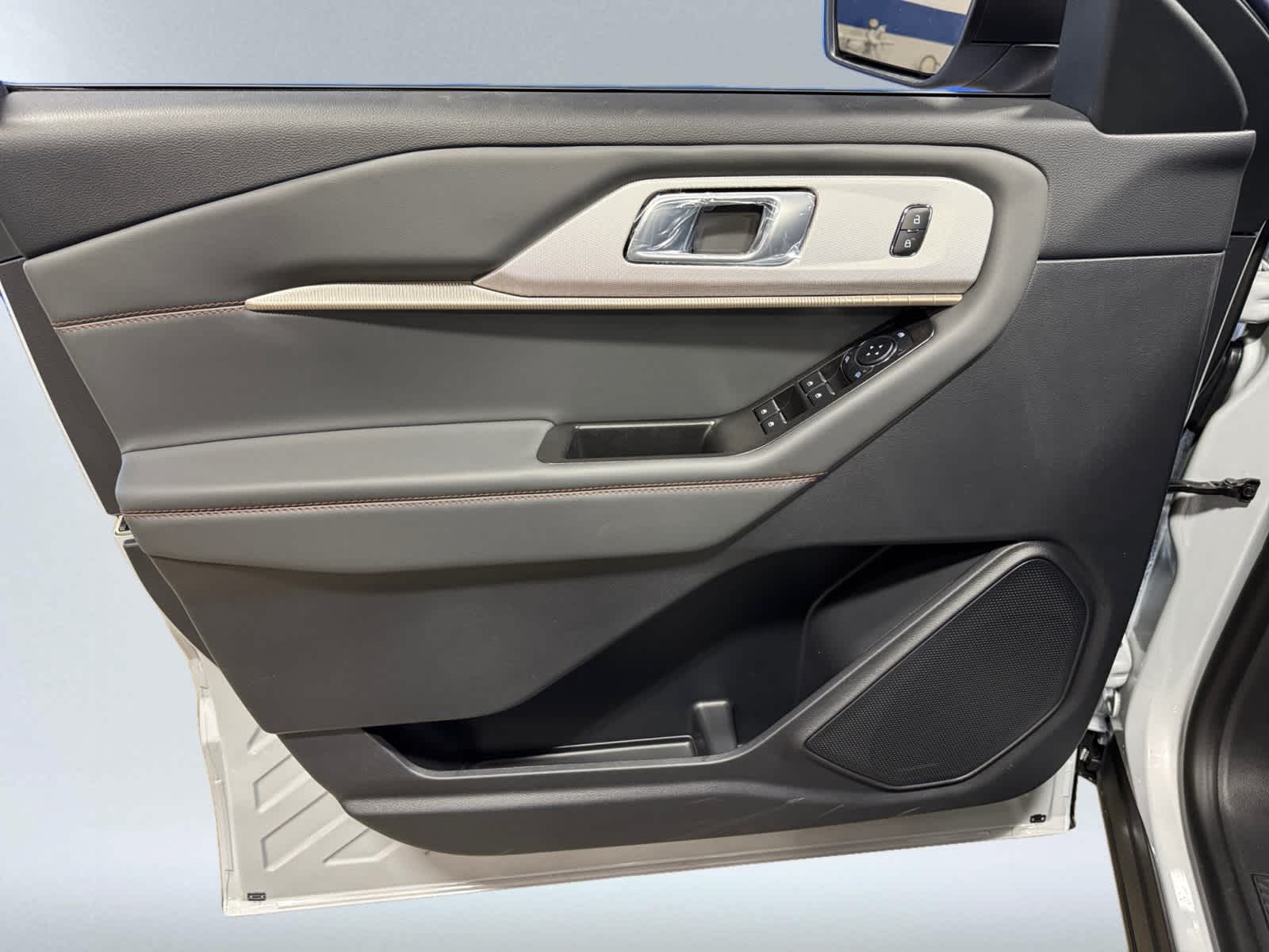 new 2025 Ford Explorer car, priced at $44,691