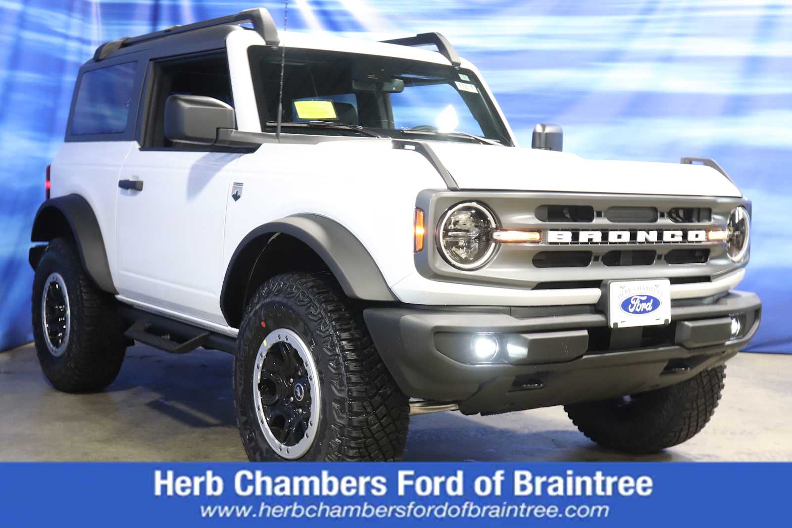 new 2024 Ford Bronco car, priced at $51,736