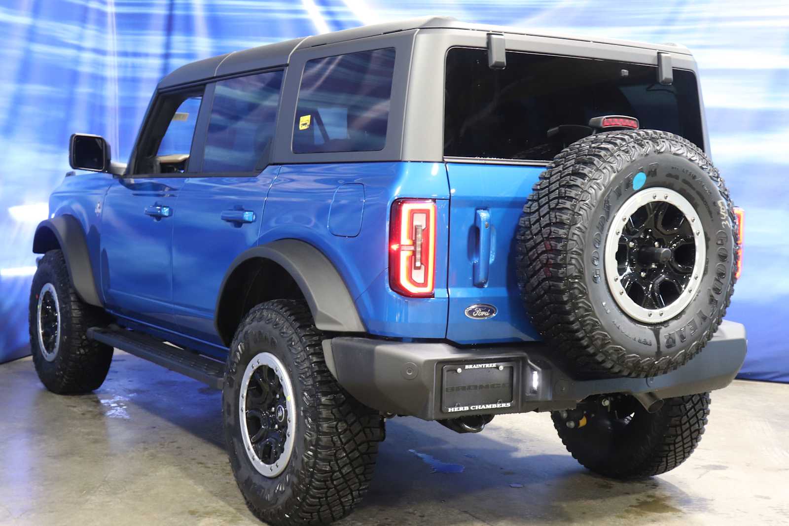 new 2024 Ford Bronco car, priced at $60,170