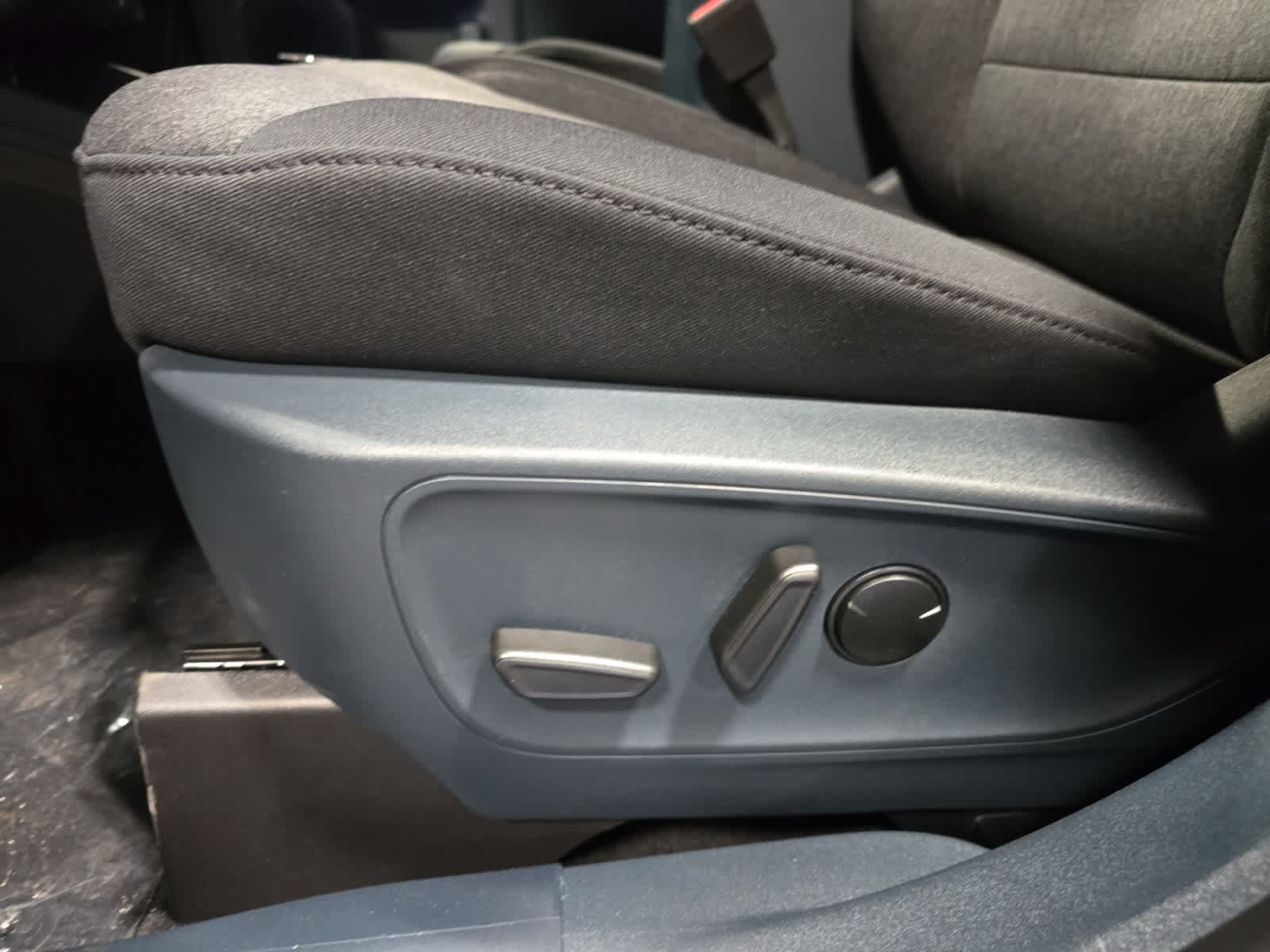 new 2025 Ford Maverick car, priced at $35,823