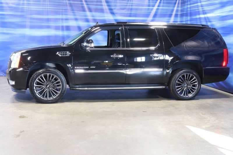 used 2014 Cadillac Escalade ESV car, priced at $17,998