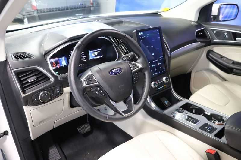 used 2021 Ford Edge car, priced at $30,998