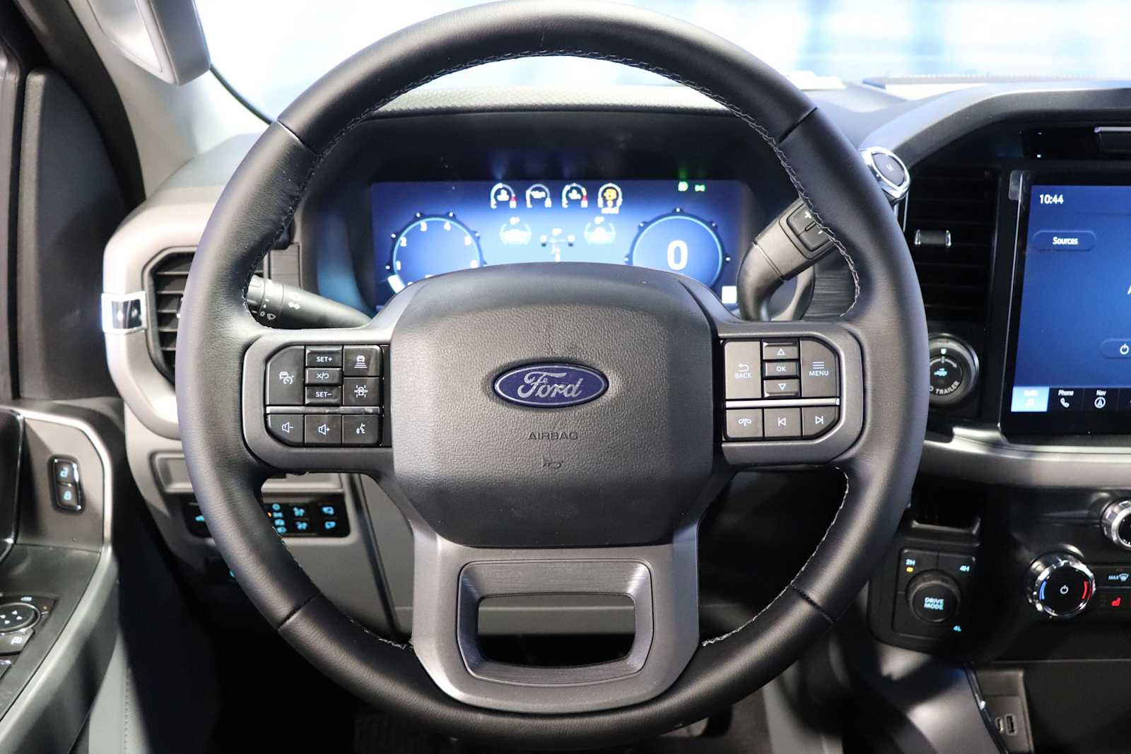 new 2025 Ford F-150 car, priced at $55,589