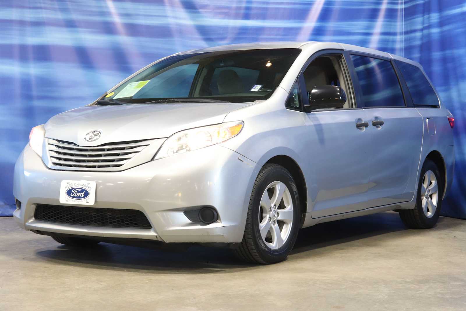 used 2015 Toyota Sienna car, priced at $12,998