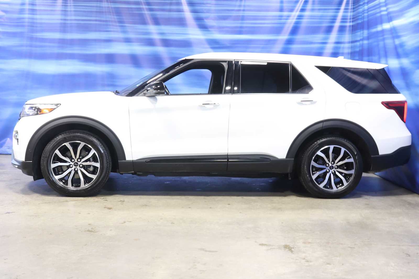 used 2021 Ford Explorer car, priced at $30,988