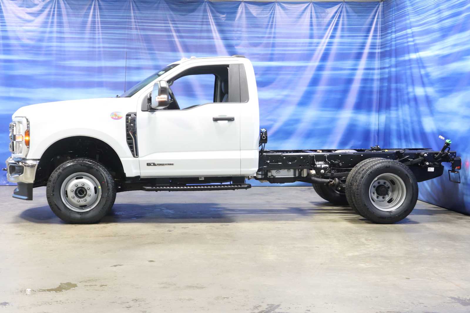 new 2024 Ford Super Duty F-350 DRW car, priced at $63,104