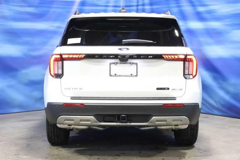 new 2025 Ford Explorer car, priced at $49,177