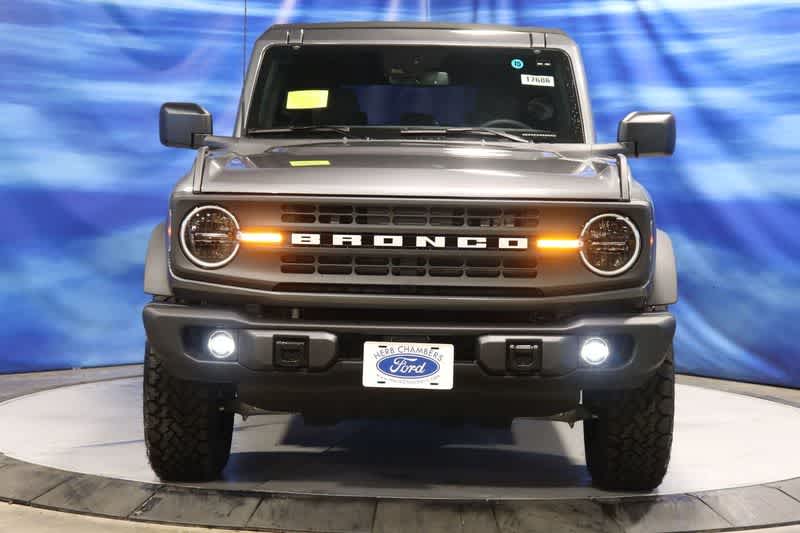 new 2024 Ford Bronco car, priced at $48,265