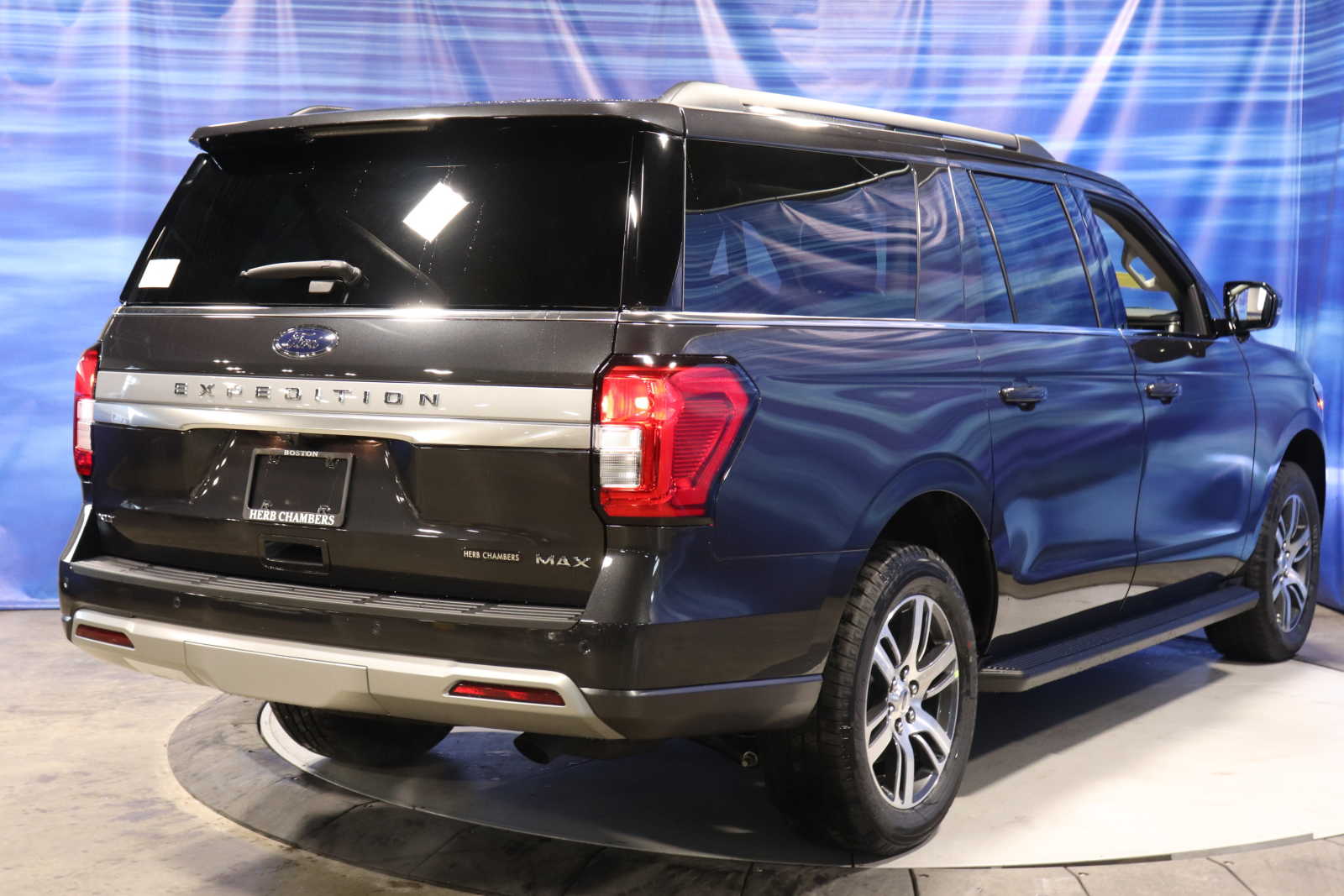 new 2024 Ford Expedition Max car, priced at $73,998