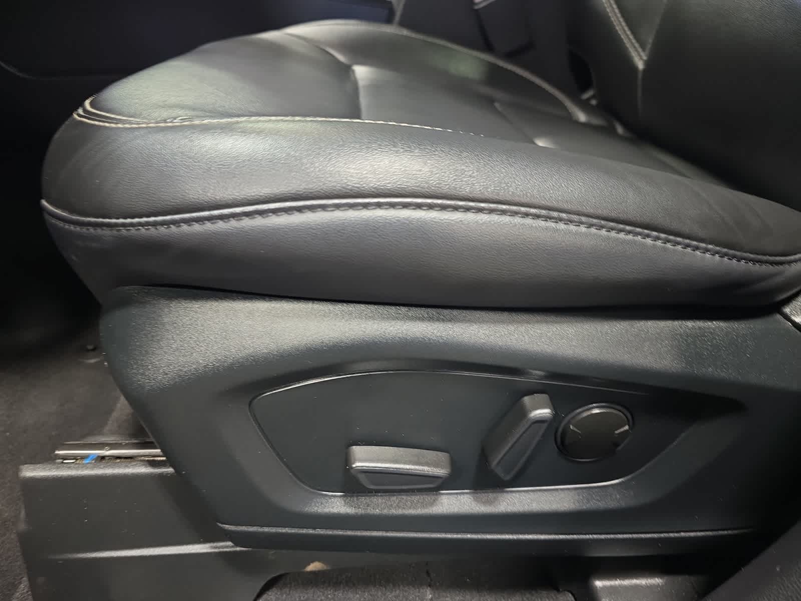used 2022 Ford Explorer car, priced at $32,988