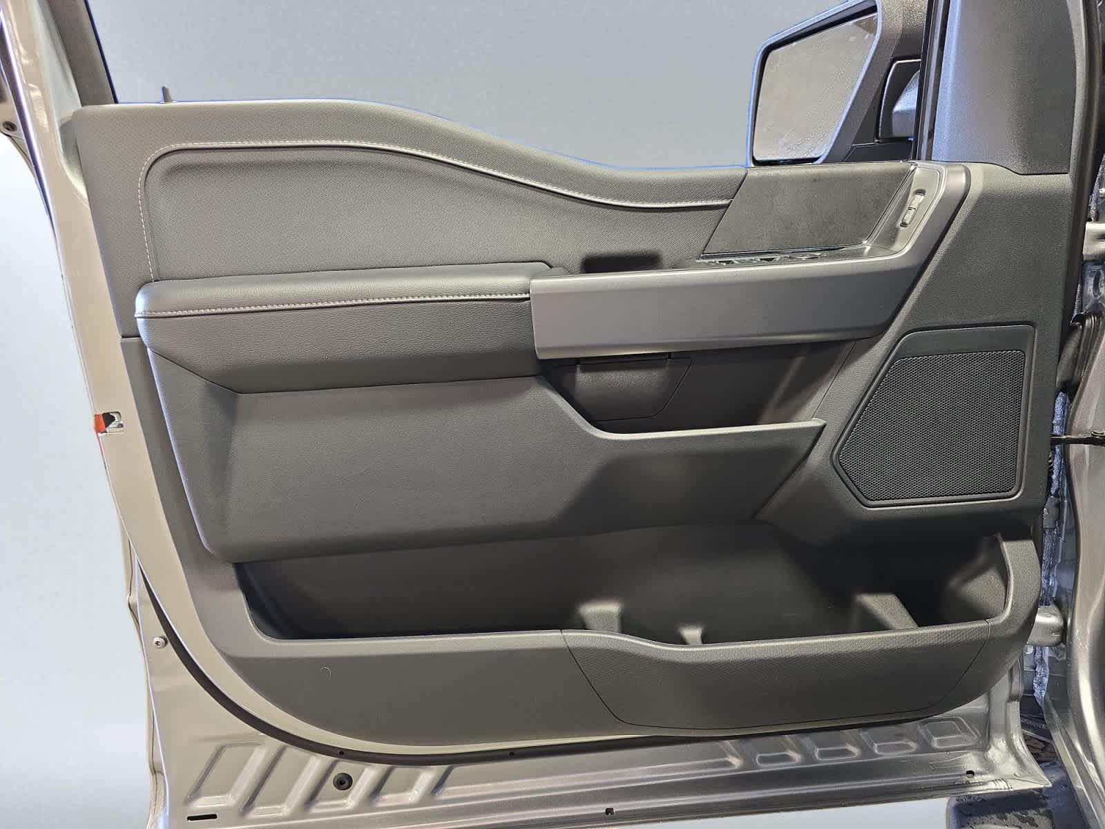 new 2025 Ford F-150 car, priced at $55,097