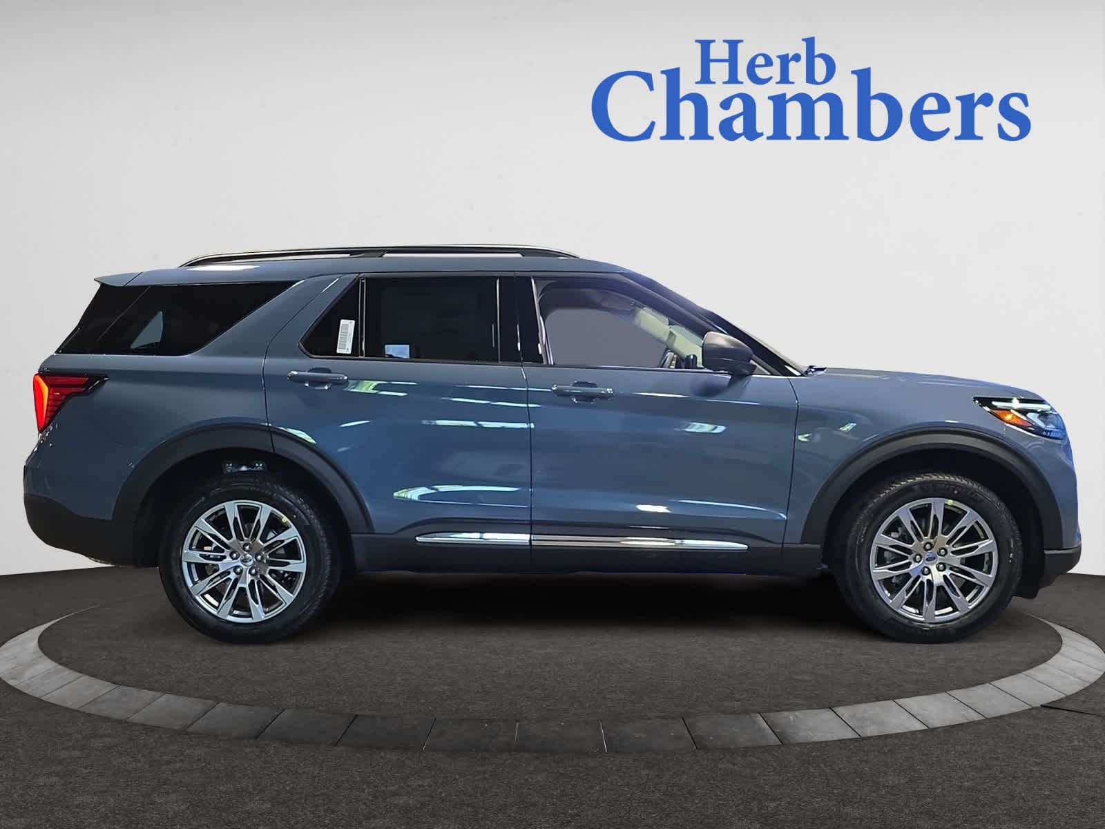 new 2025 Ford Explorer car, priced at $45,135