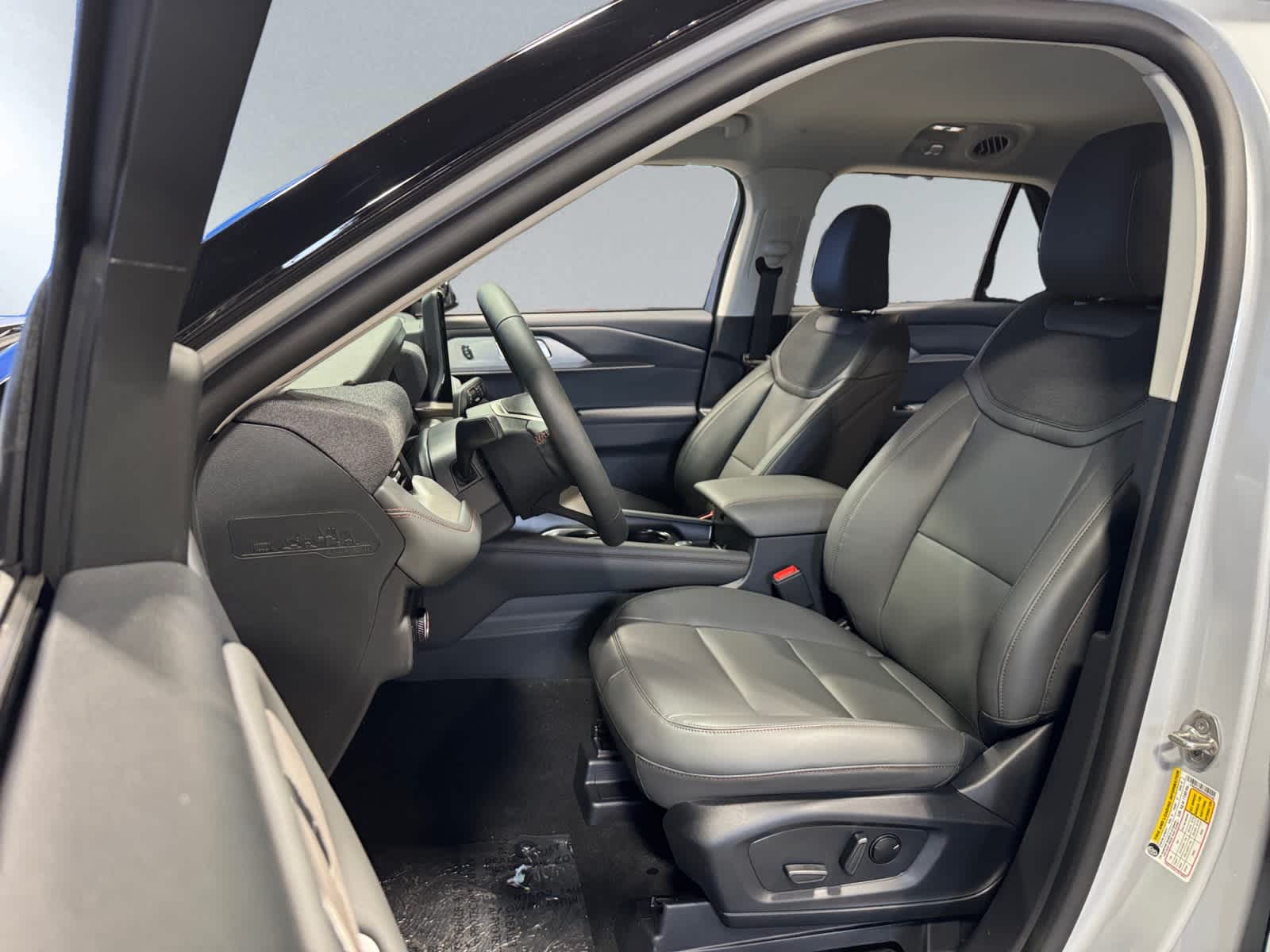 new 2025 Ford Explorer car, priced at $44,691