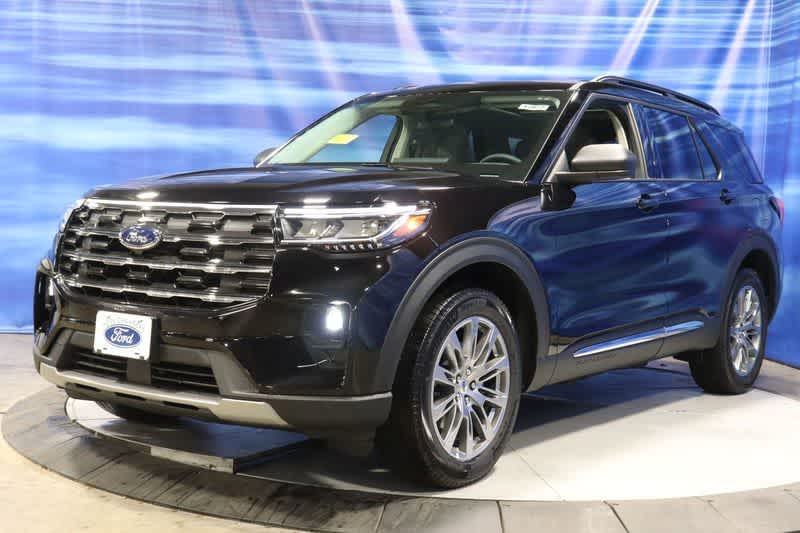 new 2025 Ford Explorer car, priced at $47,975