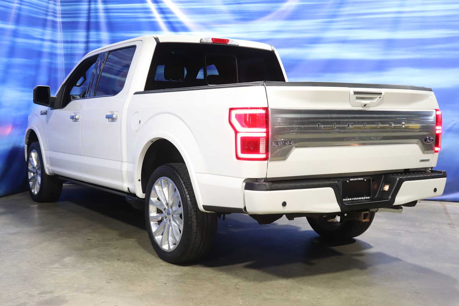 used 2018 Ford F-150 car, priced at $33,998