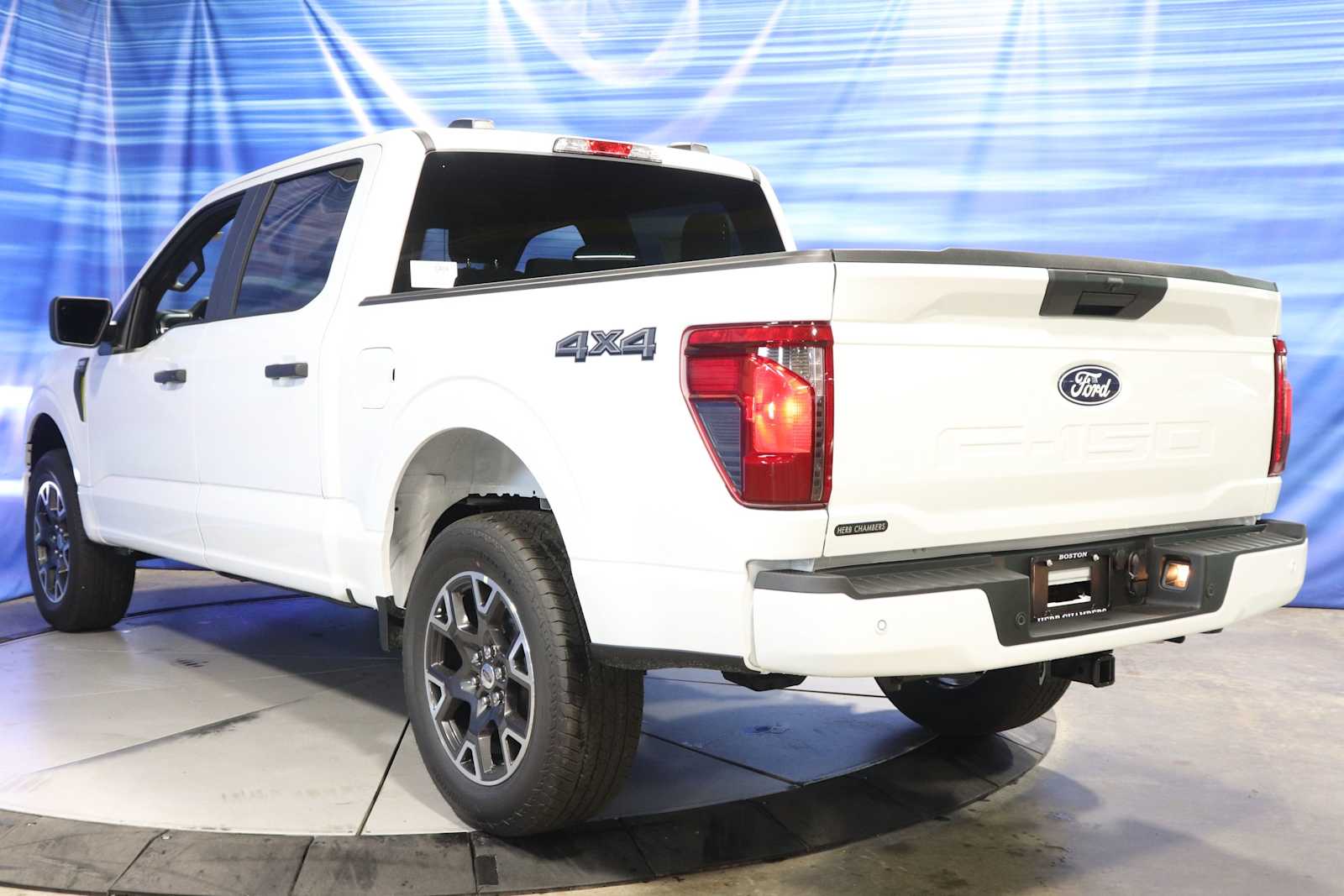 new 2024 Ford F-150 car, priced at $51,379