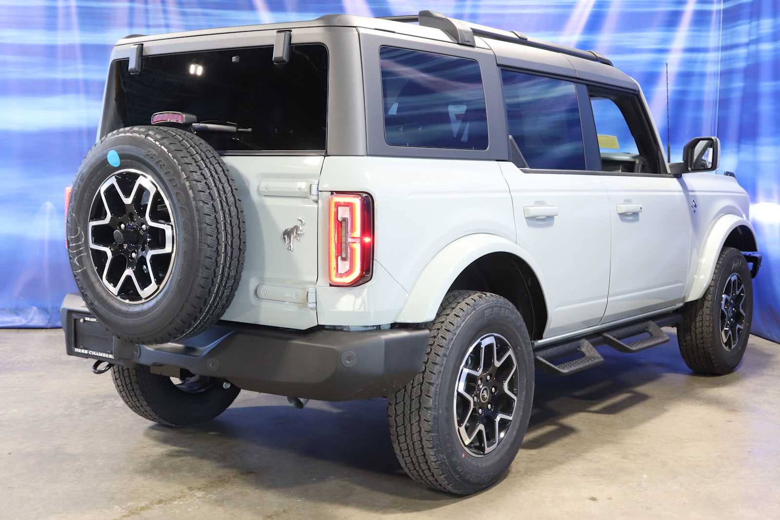 new 2024 Ford Bronco car, priced at $52,717