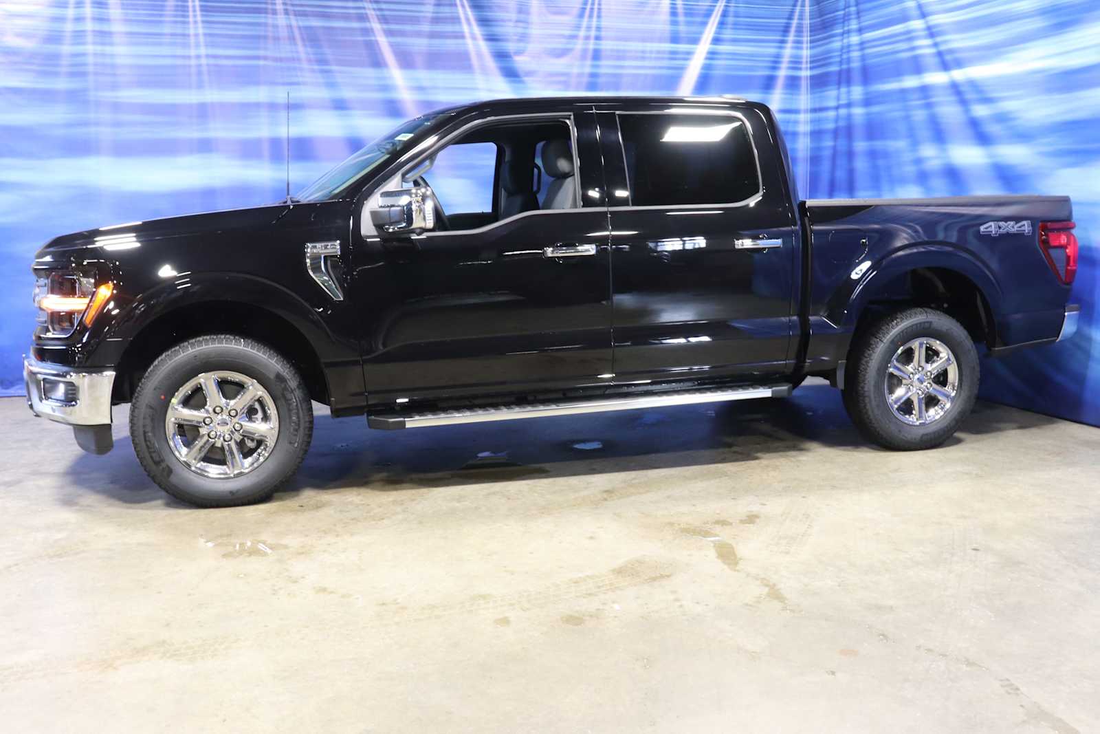 new 2025 Ford F-150 car, priced at $55,589