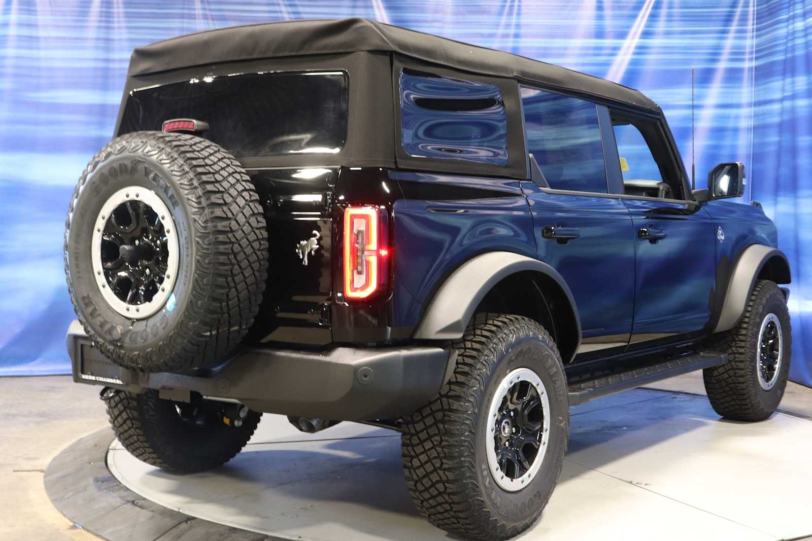 new 2024 Ford Bronco car, priced at $59,680