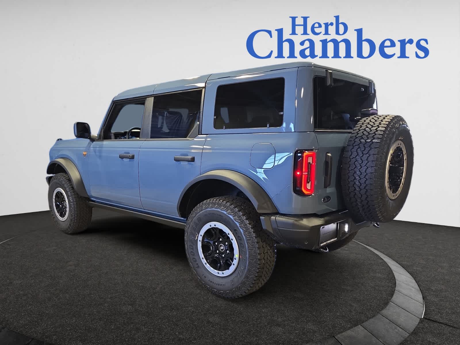 new 2025 Ford Bronco car, priced at $60,306