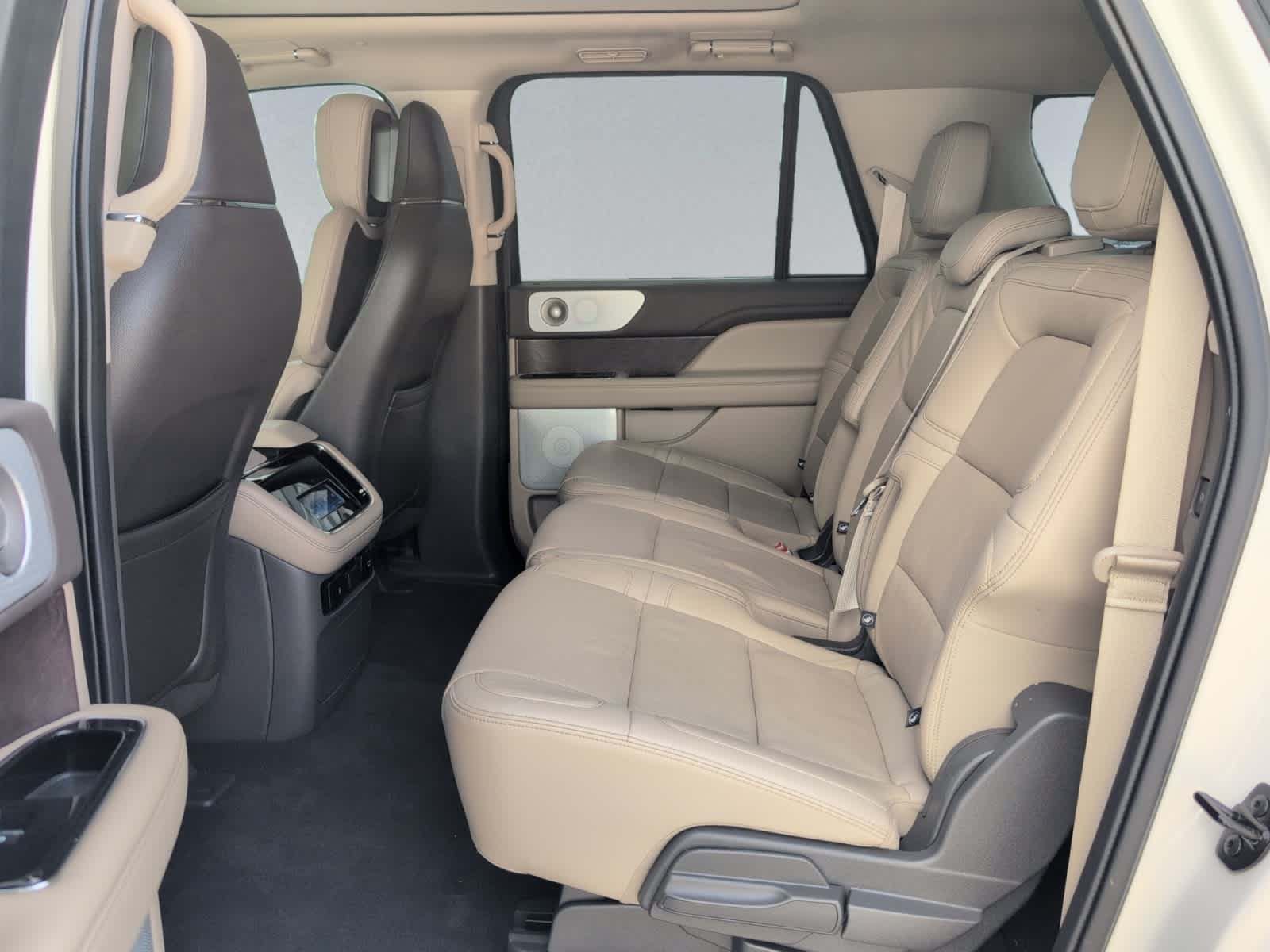 used 2023 Lincoln Navigator L car, priced at $69,798