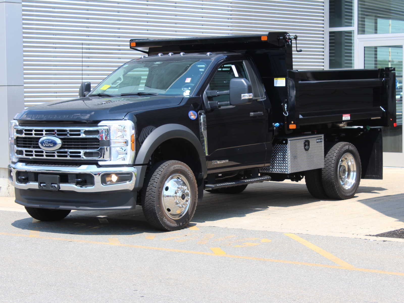 new 2024 Ford Super Duty F-550 DRW car, priced at $92,998