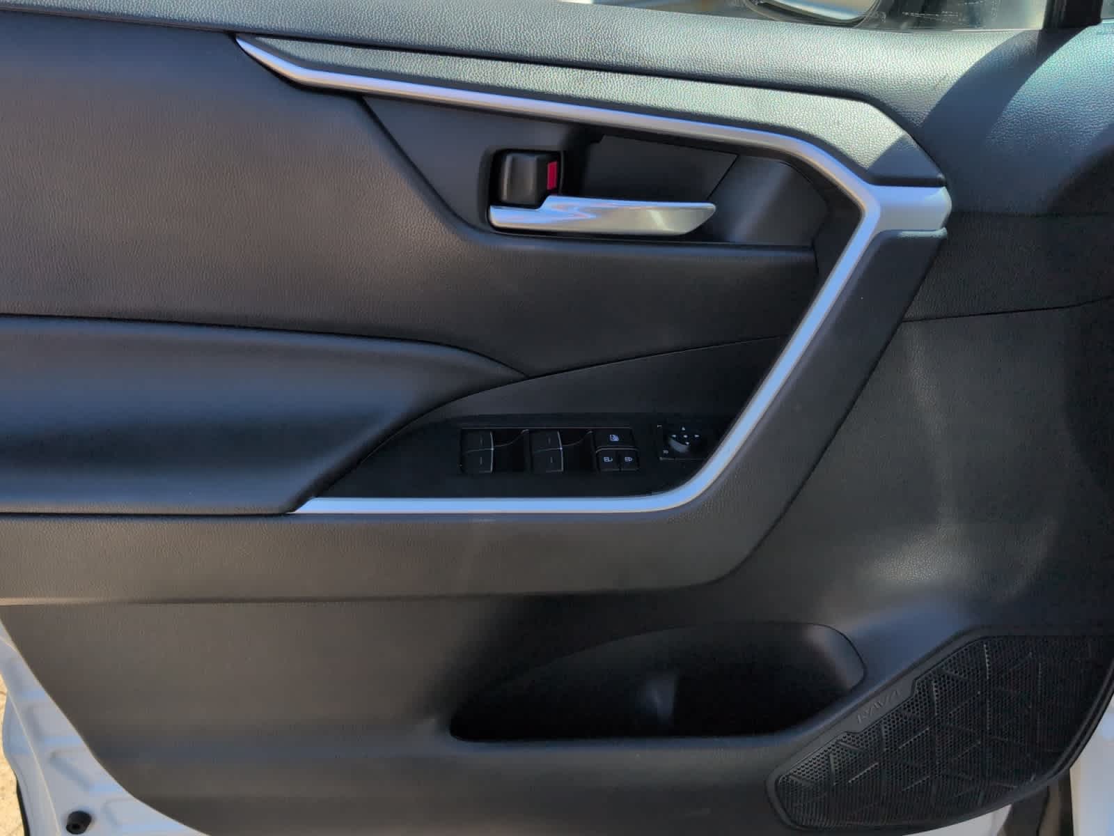 used 2022 Toyota RAV4 Hybrid car, priced at $30,798