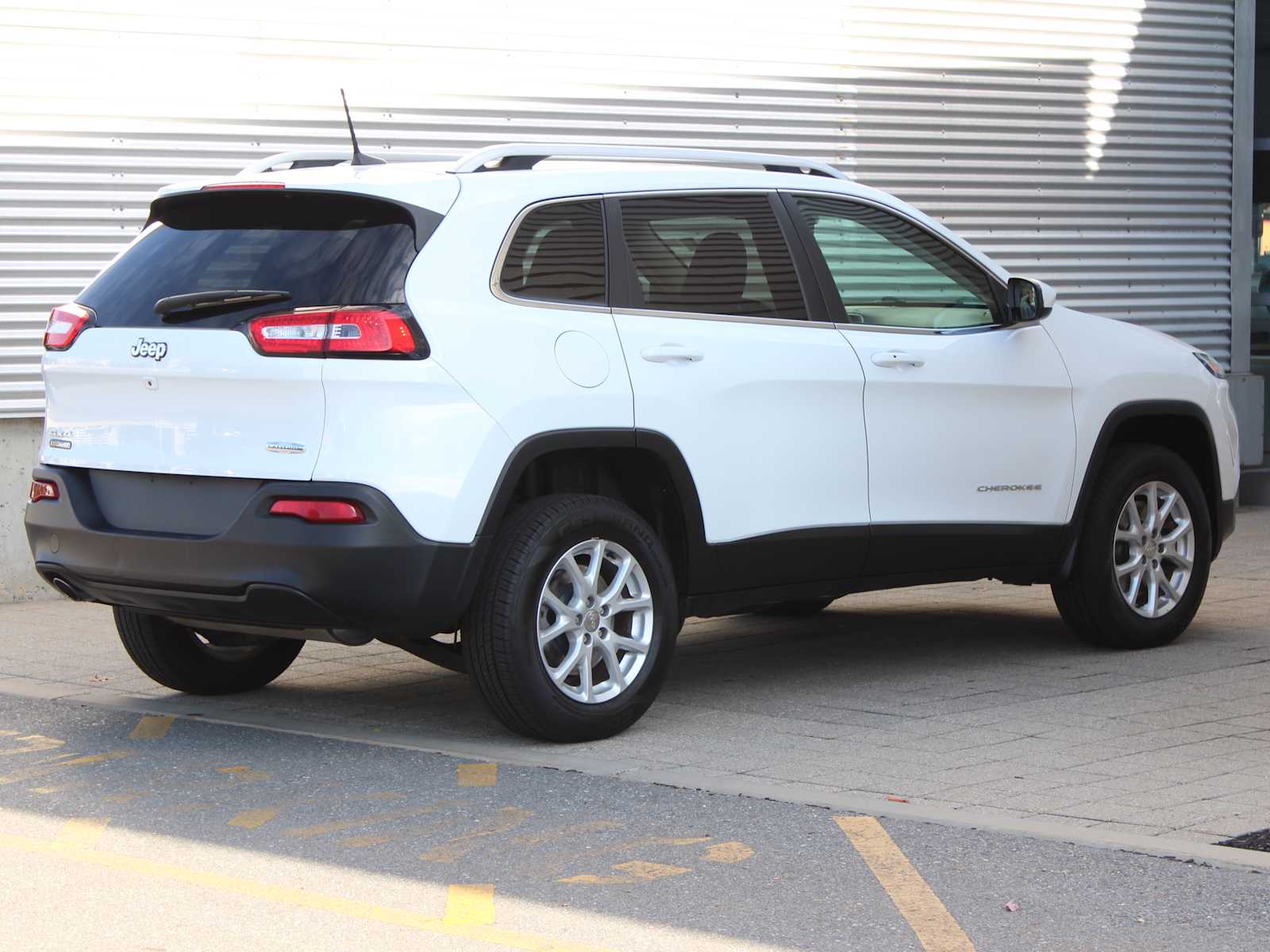 used 2016 Jeep Cherokee car, priced at $14,998