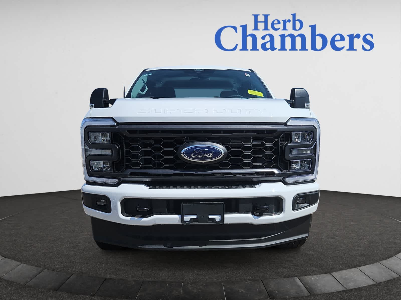 new 2025 Ford Super Duty F-350 SRW car, priced at $61,985