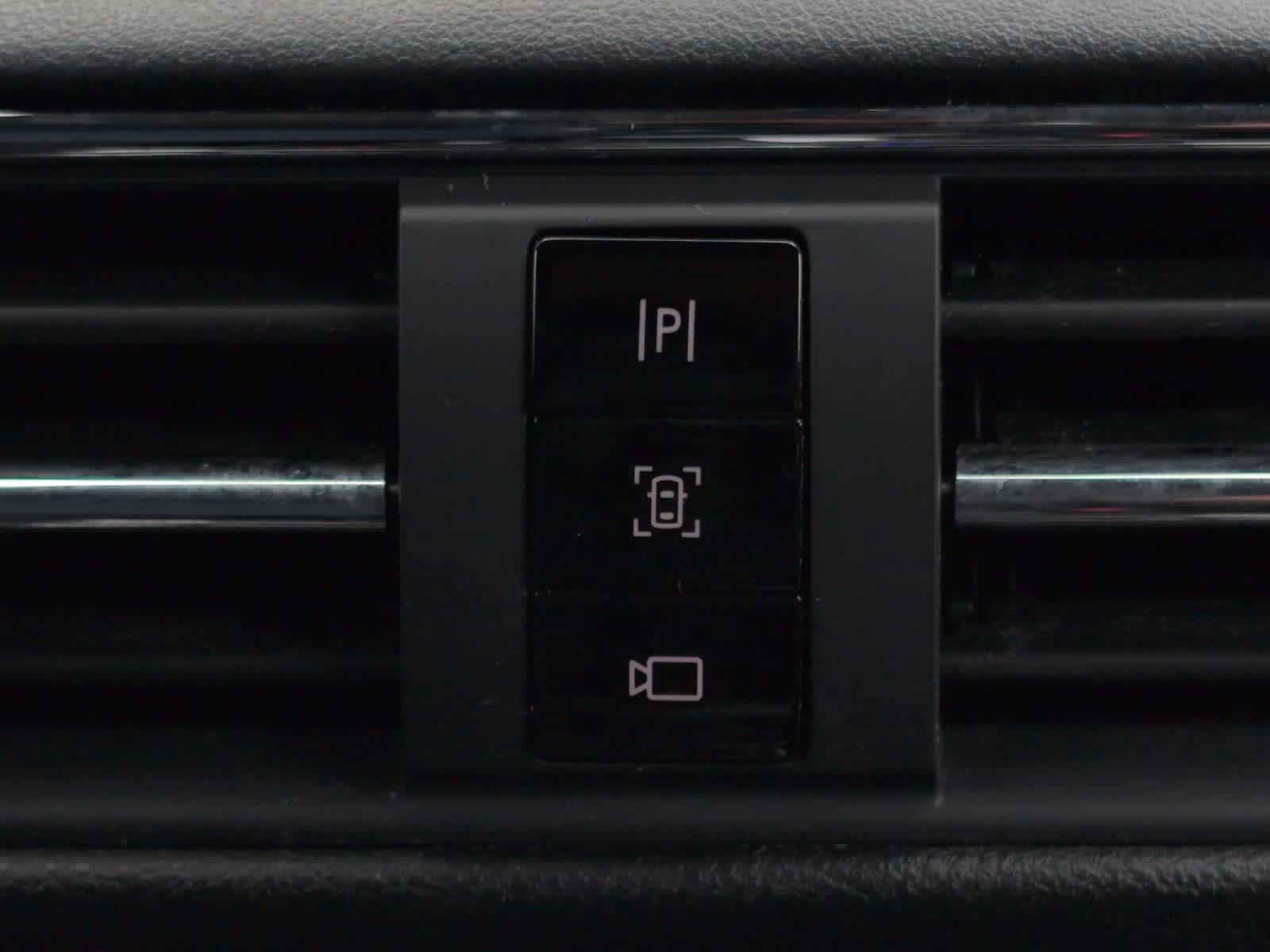 used 2022 Lincoln Corsair car, priced at $31,998