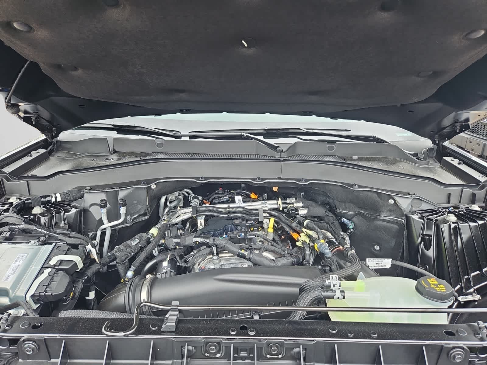 new 2025 Ford Explorer car, priced at $48,185