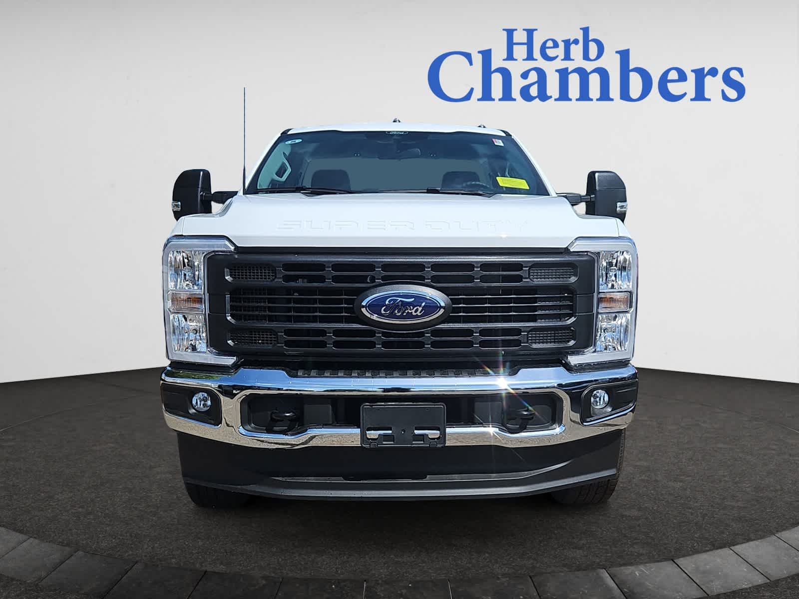 new 2025 Ford Super Duty F-350 SRW car, priced at $53,855